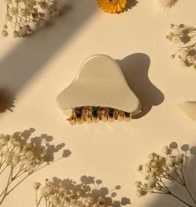 Minimal Luxe Heart Claw Clip